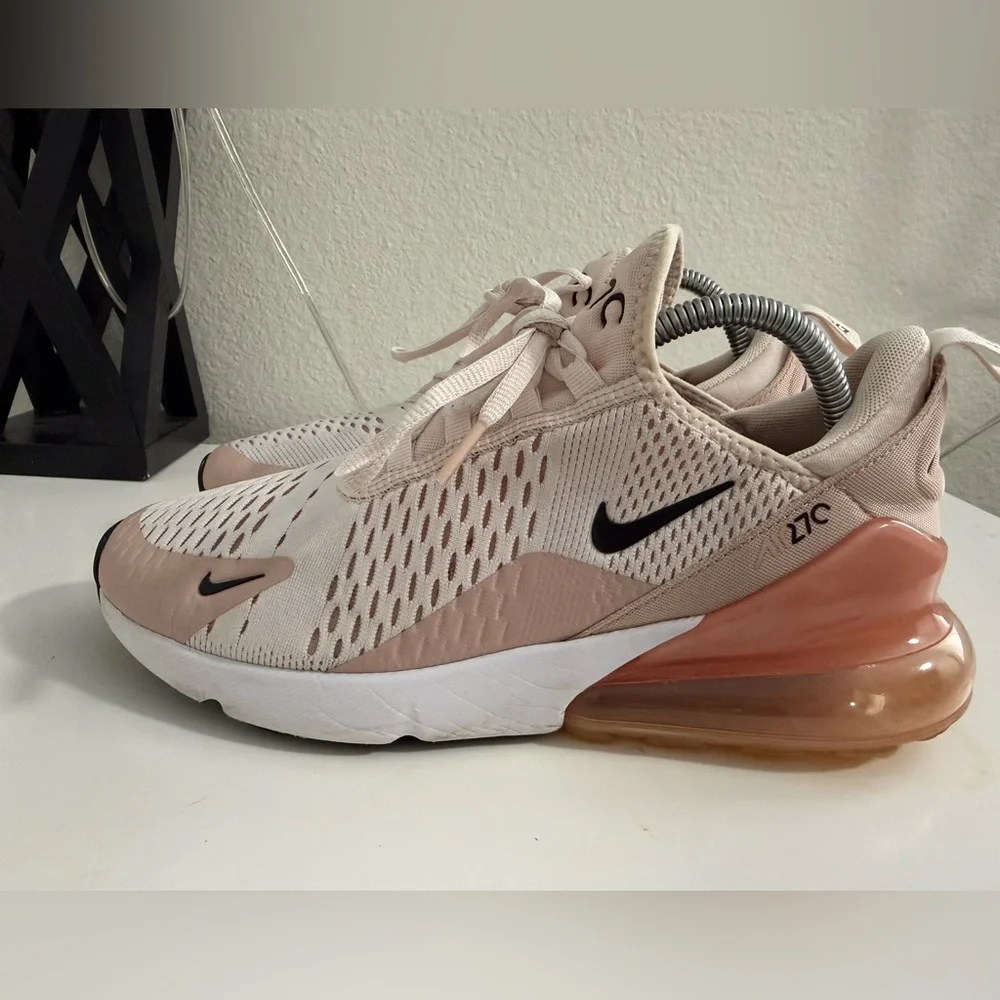 Nike  Air Max 27 Women's Athletic Shoes in Pink and White - Picture 4 of 8